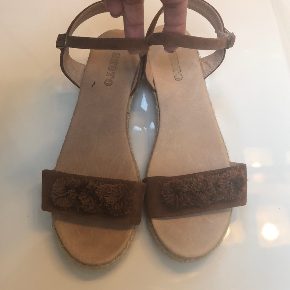 Sesto suede leather sandal w/ jute wedge. Beautiful, golden brown color Sz 9